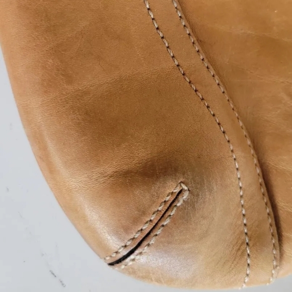 Coach J05S-1452 Slim Shoulder Bag Crossbody - Picture 6 of 7